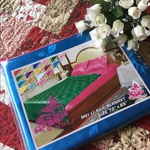 Blanket made from silk